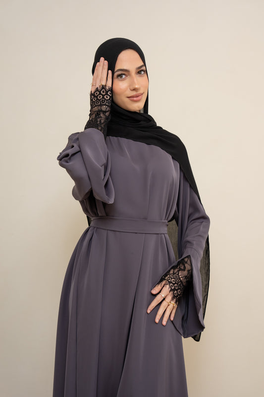Chantilly Fitted Sleeve