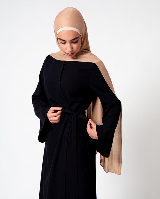 Warda in Smokey Black