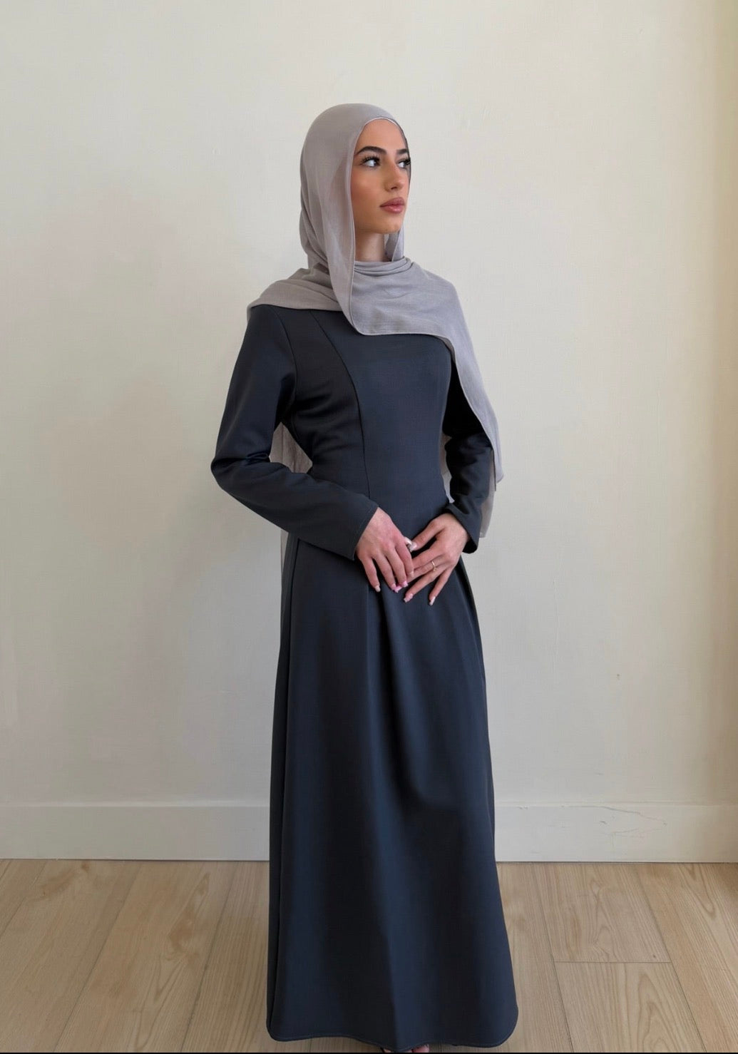 Mira Slate Grey