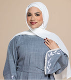 Samira in Linen