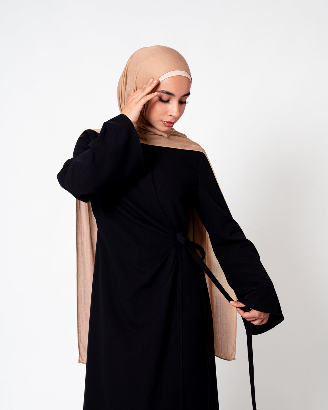 Warda in Smokey Black