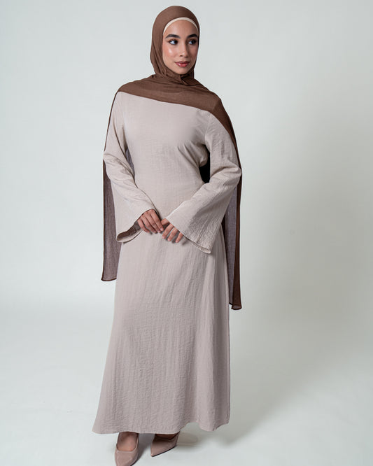 Raya in Beige