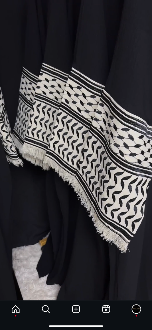 Keffiyeh Crepe Abaya